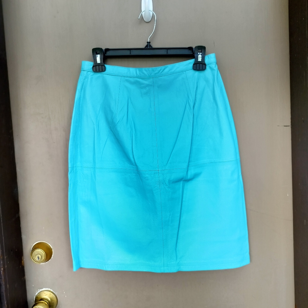 NWT Vintage Newport News Shape FX‎ Turquoise Bright Blue Leather Pencil Skirt